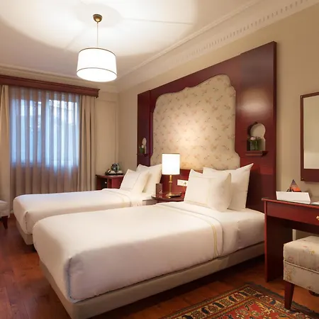 Sirkeci Mansion 3*